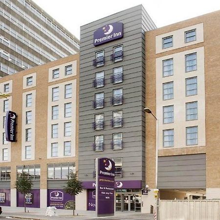 Premier Inn London Croydon Town Centre Екстер'єр фото