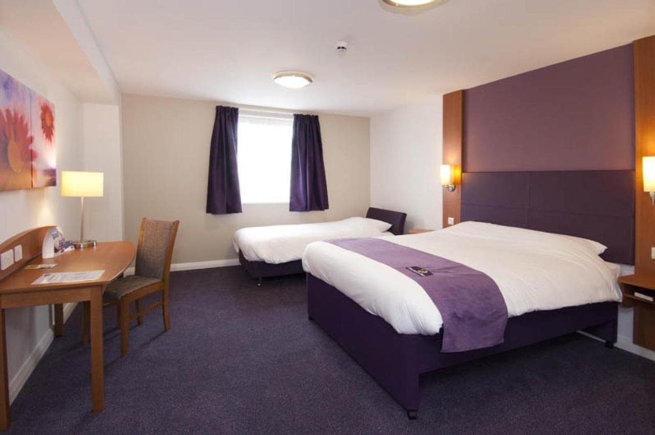 Premier Inn London Croydon Town Centre Номер фото