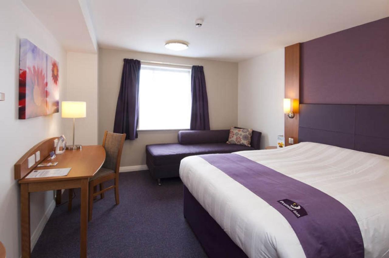Premier Inn London Croydon Town Centre Номер фото